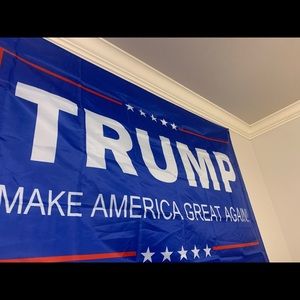 Meet your Posher, Max